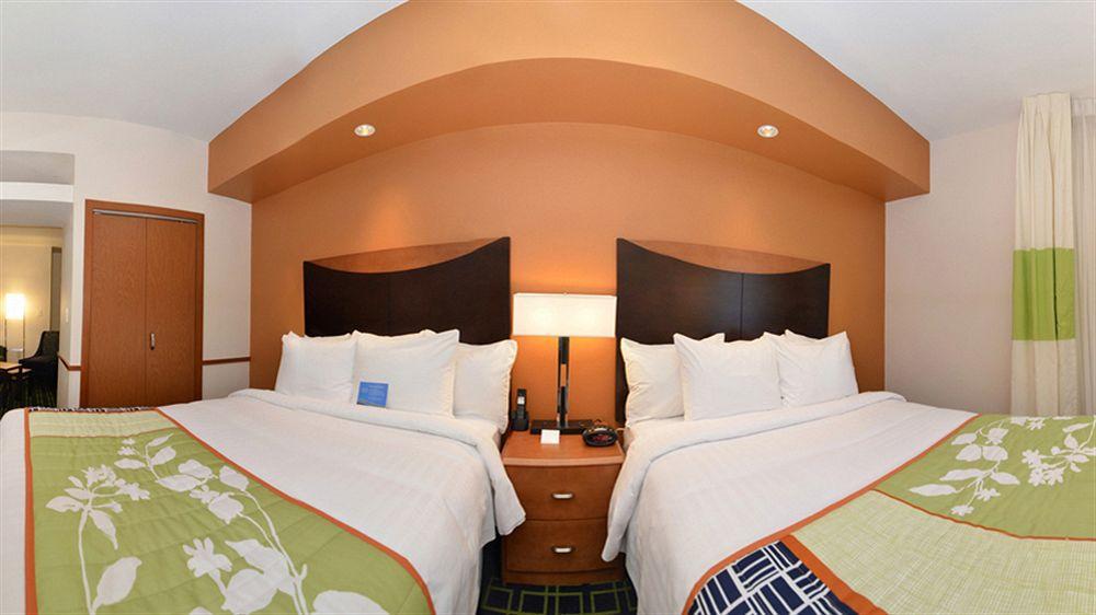 Fairfield Inn & Suites Santa Cruz - Capitola Exterior photo